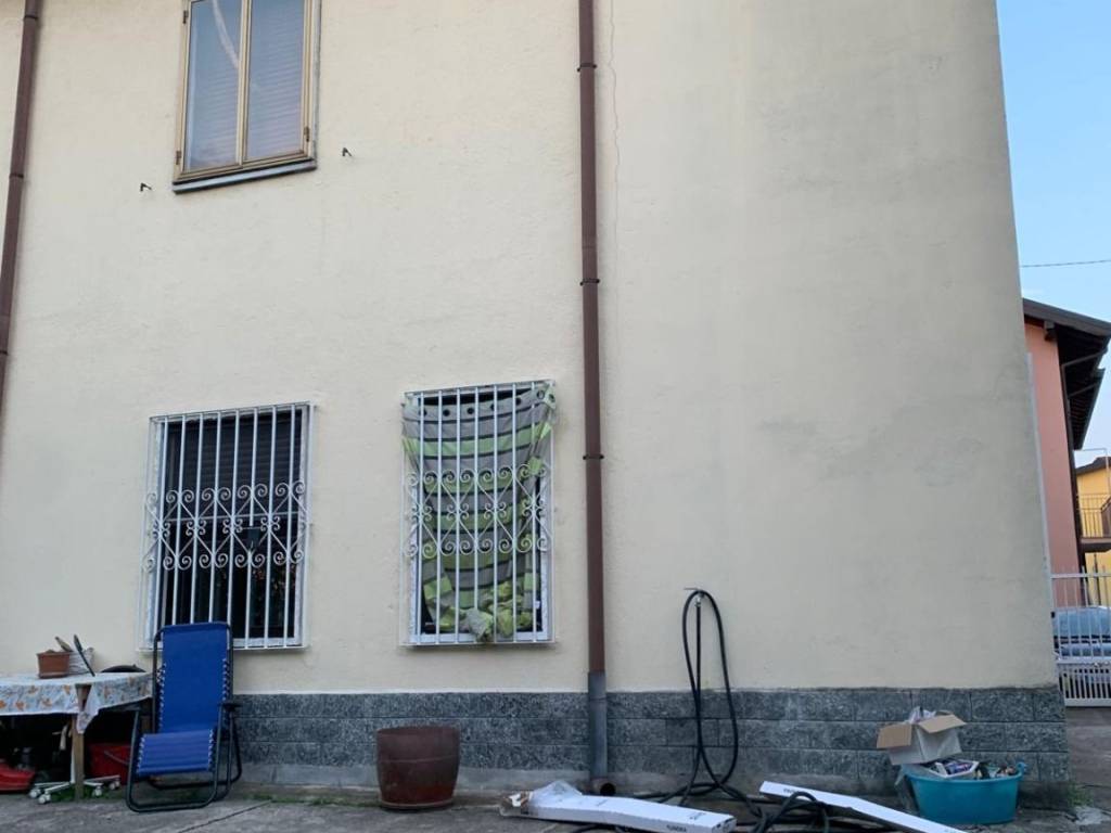 appartamento in vendita a Garbagnate Milanese