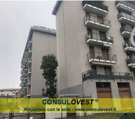 appartamento in vendita a Garbagnate Milanese