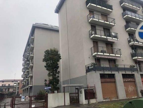 appartamento in vendita a Garbagnate Milanese in zona Bariana