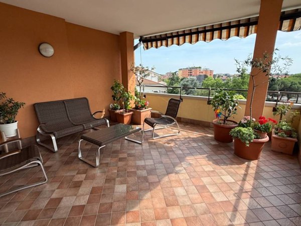 appartamento in vendita a Garbagnate Milanese