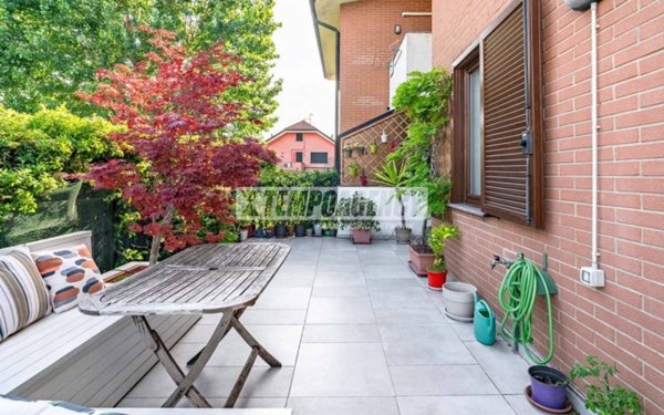 appartamento in vendita a Garbagnate Milanese in zona Bariana