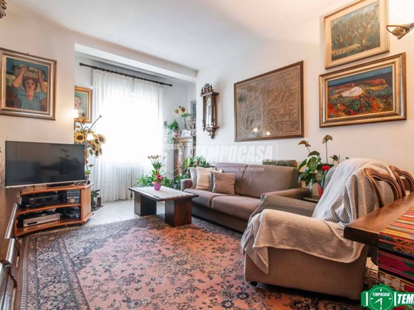 appartamento in vendita a Garbagnate Milanese