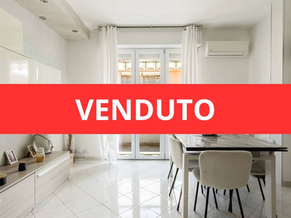 appartamento in vendita a Garbagnate Milanese in zona Bariana