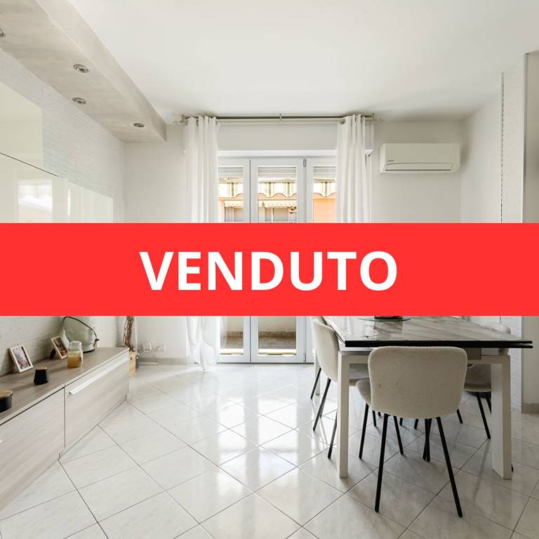 appartamento in vendita a Garbagnate Milanese in zona Bariana