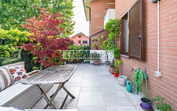 appartamento in vendita a Garbagnate Milanese in zona Bariana