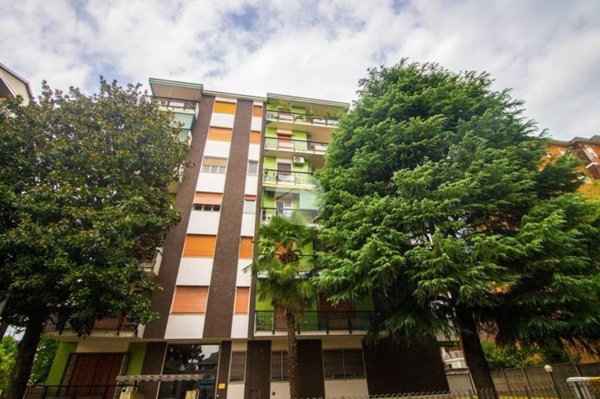 appartamento in vendita a Garbagnate Milanese