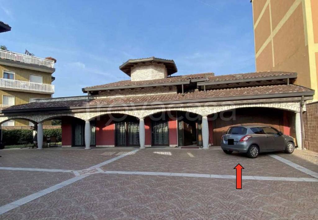 casa indipendente in vendita a Garbagnate Milanese in zona Bariana