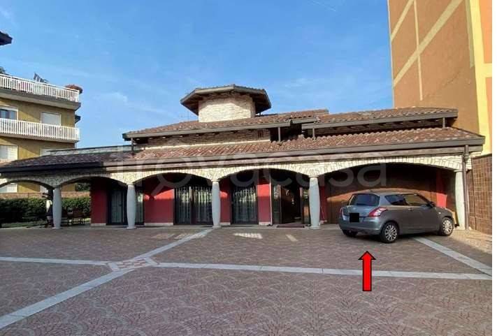 appartamento in vendita a Garbagnate Milanese in zona Bariana