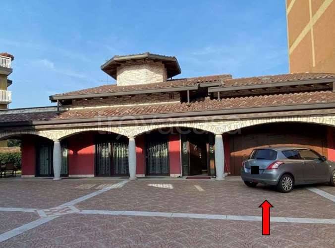 casa indipendente in vendita a Garbagnate Milanese in zona Bariana