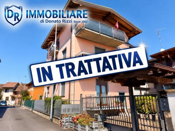 appartamento in vendita a Garbagnate Milanese in zona Bariana