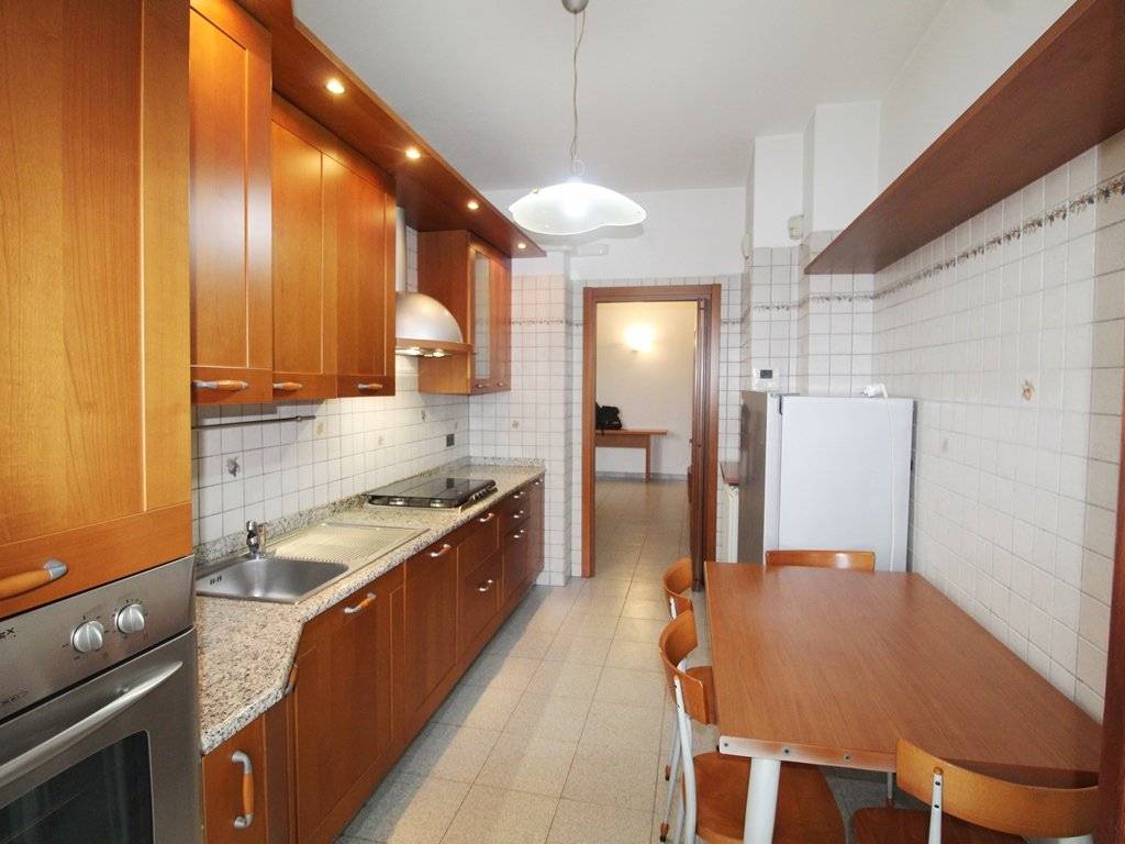 appartamento in vendita a Garbagnate Milanese in zona Bariana