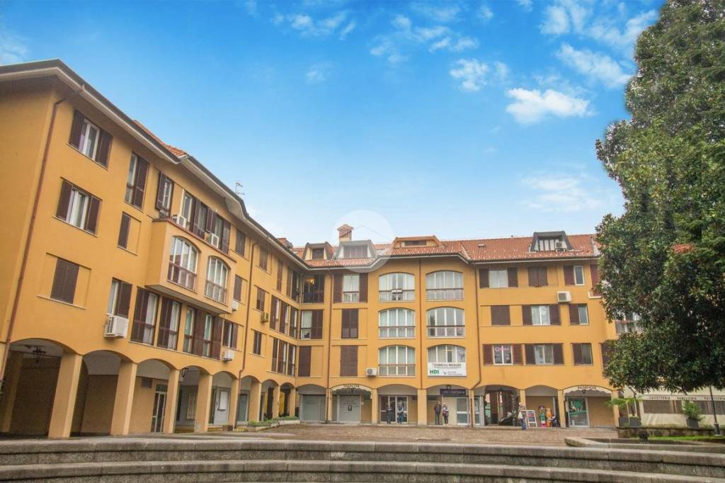 appartamento in vendita a Garbagnate Milanese