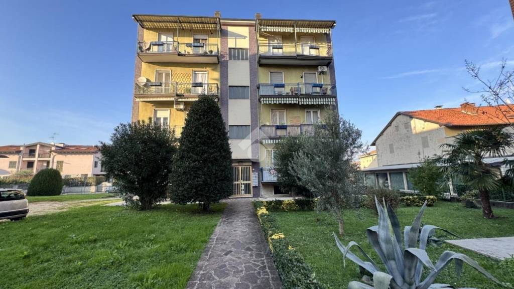 appartamento in vendita a Gessate