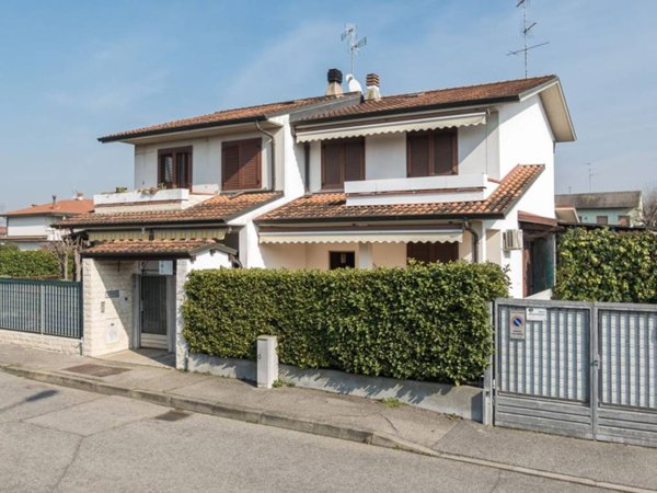 casa indipendente in vendita a Gessate