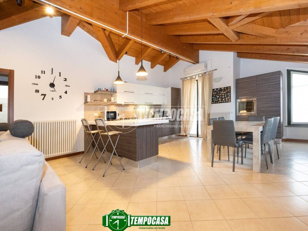 appartamento in vendita a Gessate