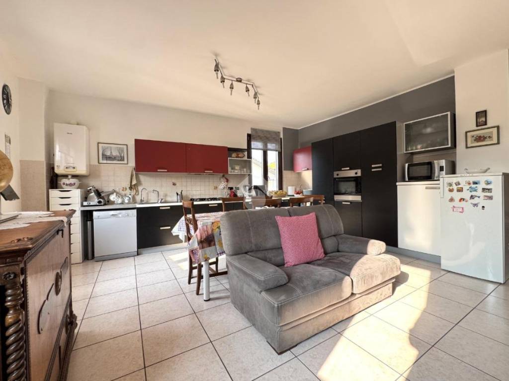 appartamento in vendita a Gessate