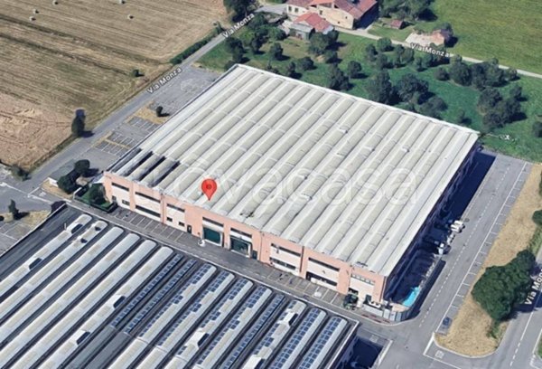 locale commerciale in vendita a Gessate