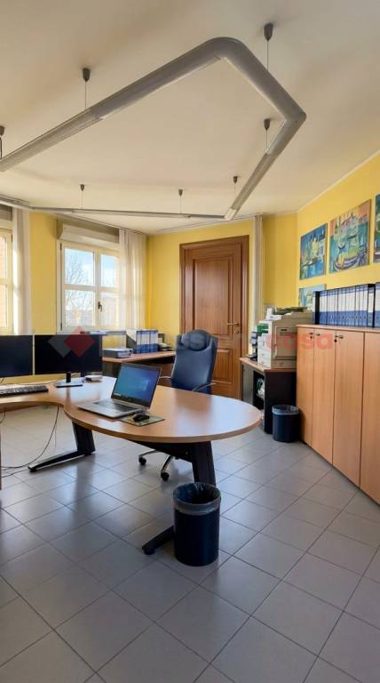 negozio in vendita a Gessate