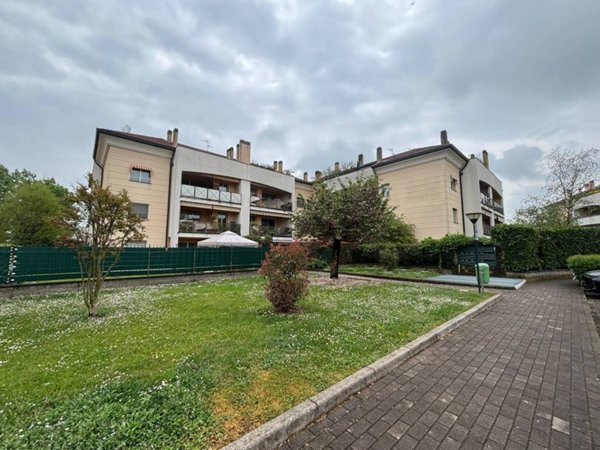 appartamento in vendita a Gessate in zona Villa Fornaci