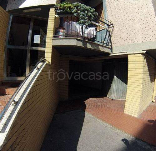 negozio in vendita a Gessate