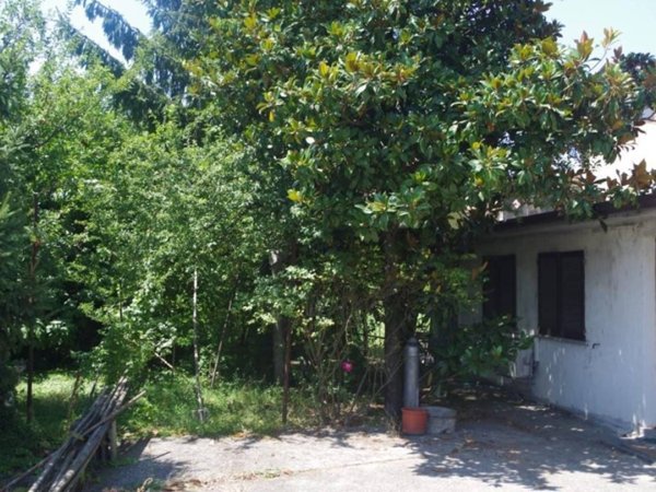 appartamento in vendita a Gessate in zona Villa Fornaci
