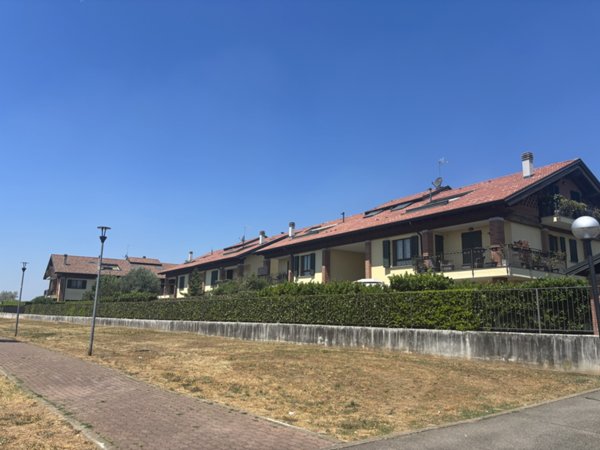 appartamento in vendita a Gessate in zona Villa Fornaci