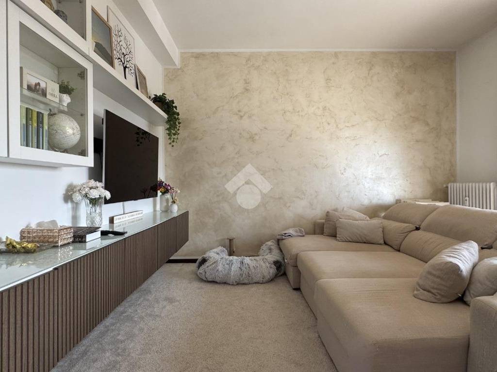 appartamento in vendita a Gessate in zona Villa Fornaci
