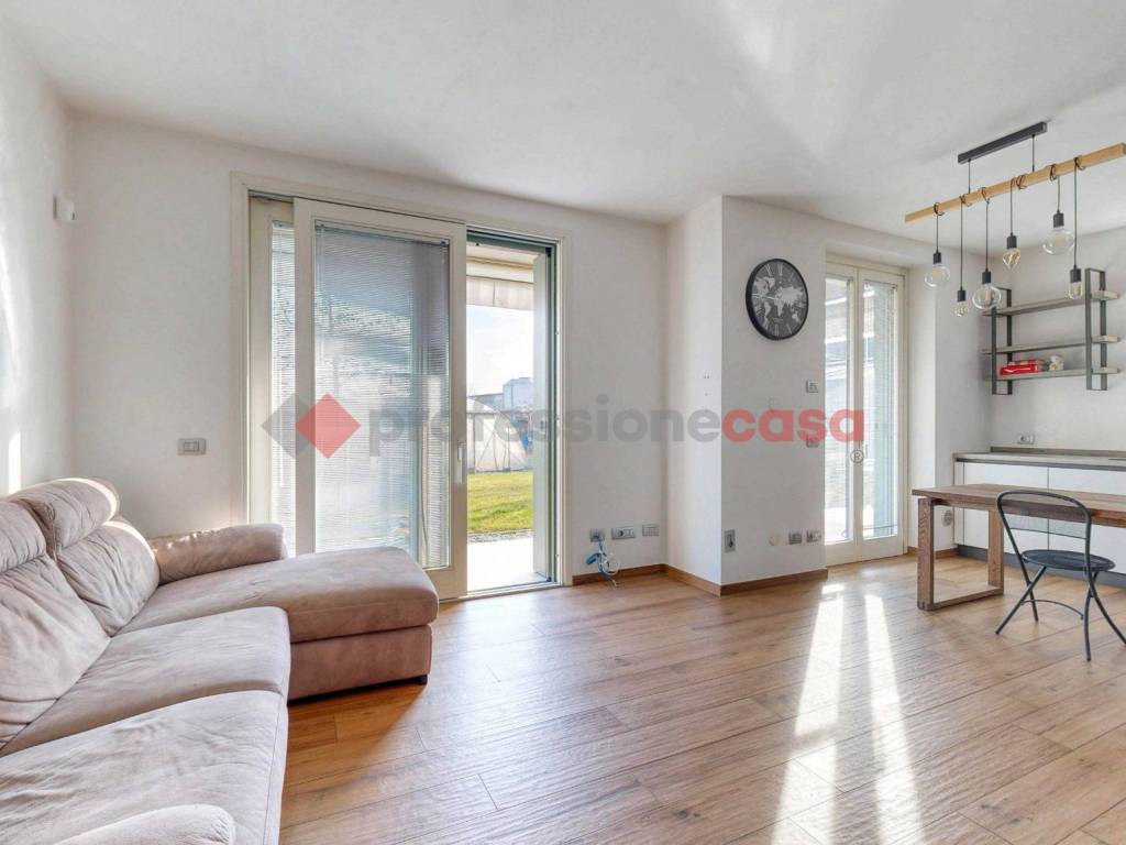 casa indipendente in vendita a Gessate in zona Villa Fornaci