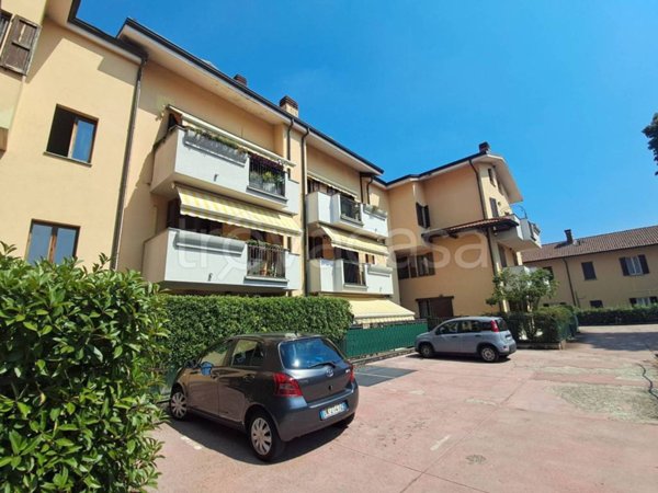 appartamento in vendita a Gessate in zona Villa Fornaci
