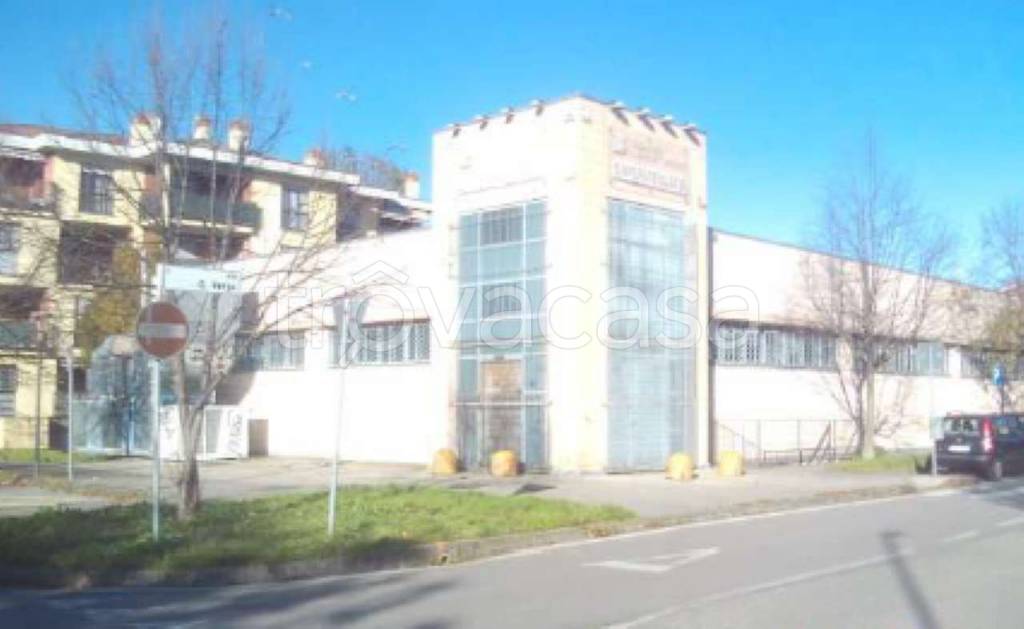 locale commerciale in vendita a Gorgonzola