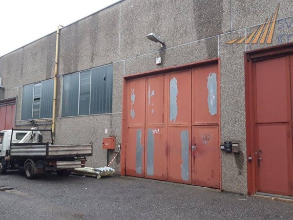 locale commerciale in vendita a Gorgonzola