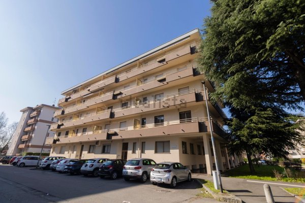 ufficio in vendita a Gorgonzola