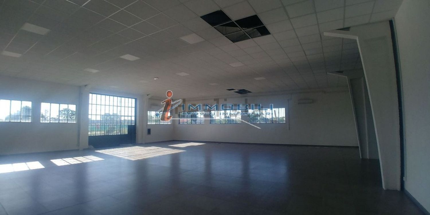 negozio in vendita a Gorgonzola