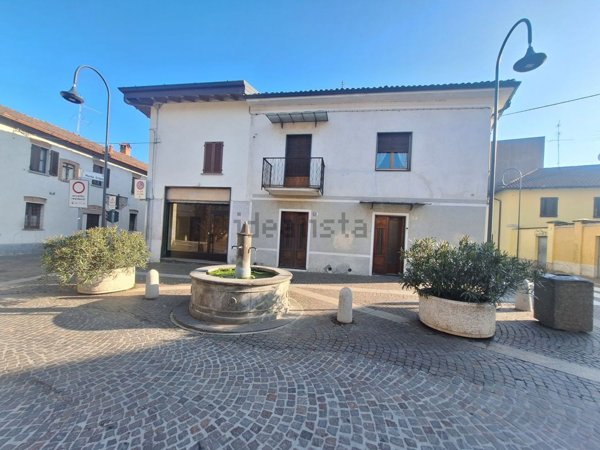 locale commerciale in vendita a Gorgonzola