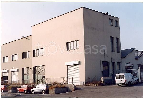 locale commerciale in vendita a Gorgonzola