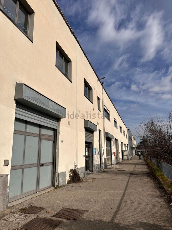 capannone in vendita a Gorgonzola