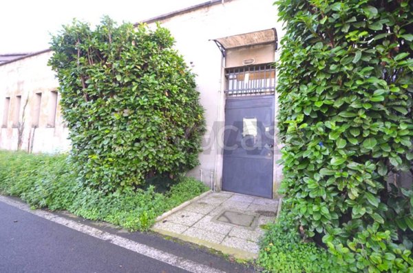 negozio in vendita a Gorgonzola