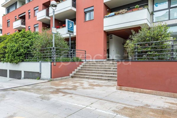 negozio in vendita a Gorgonzola