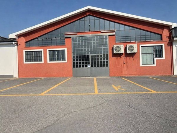 locale commerciale in vendita a Gorgonzola