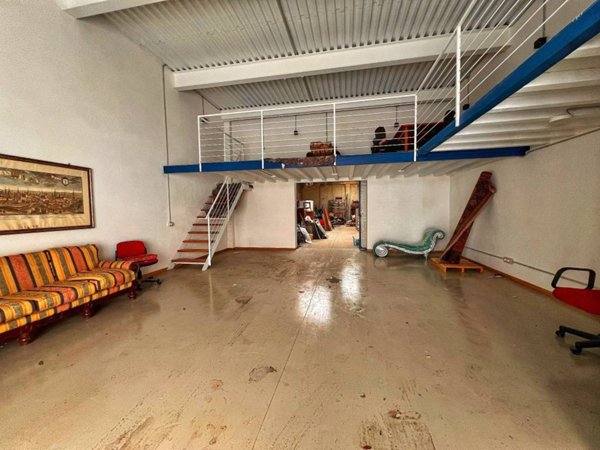 locale commerciale in vendita a Gorgonzola