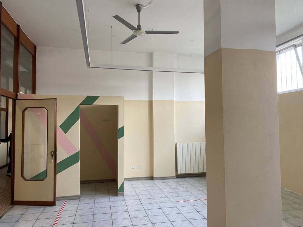 negozio in vendita a Gorgonzola