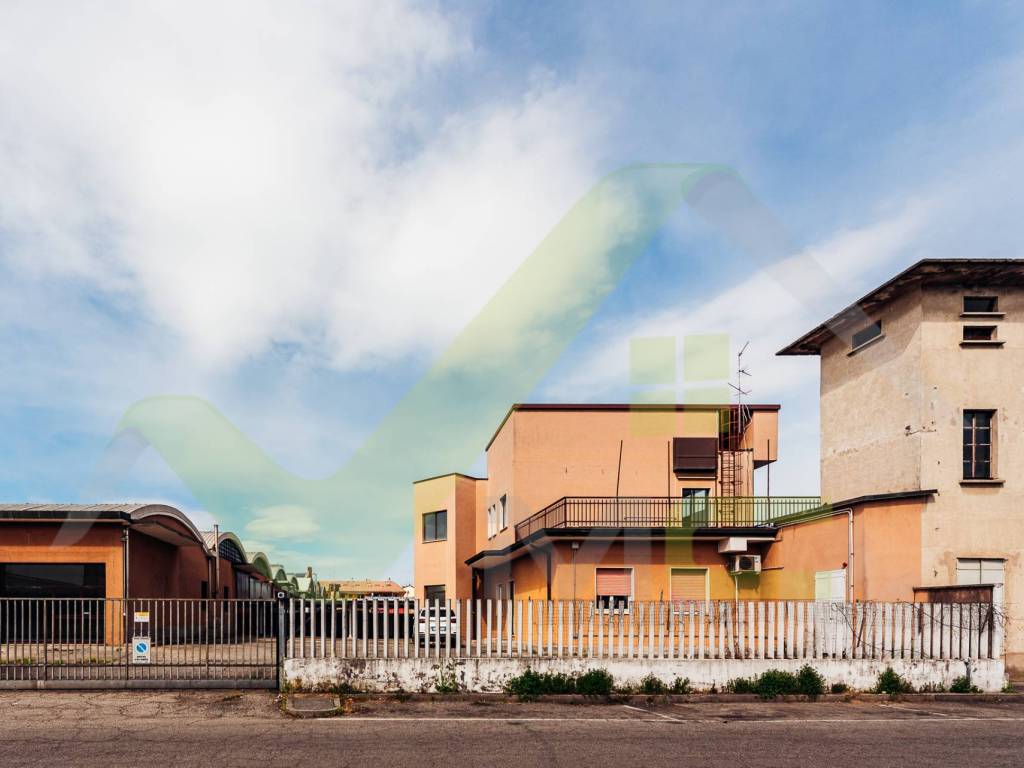 locale commerciale in vendita a Gorgonzola