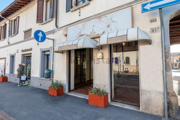 negozio in vendita a Gorgonzola