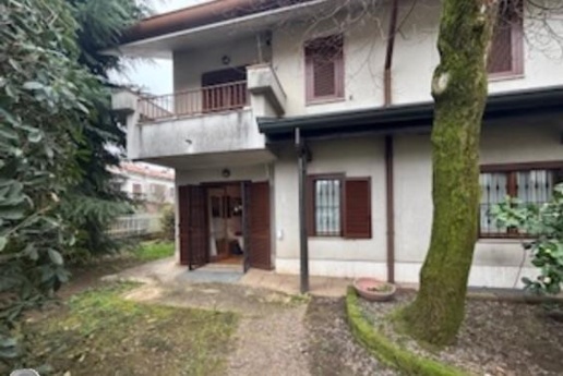 casa indipendente in vendita a Gorgonzola