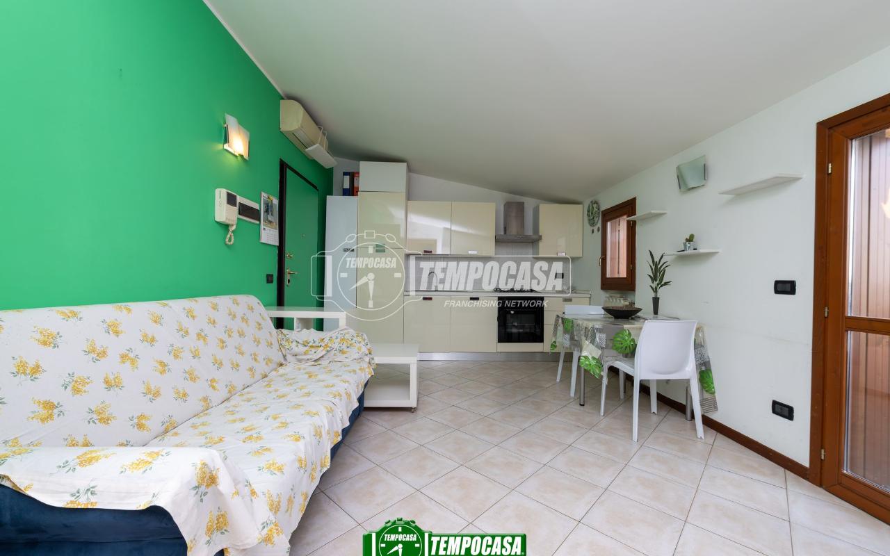 appartamento in vendita a Grezzago