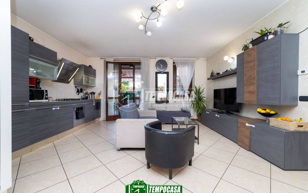 appartamento in vendita a Grezzago