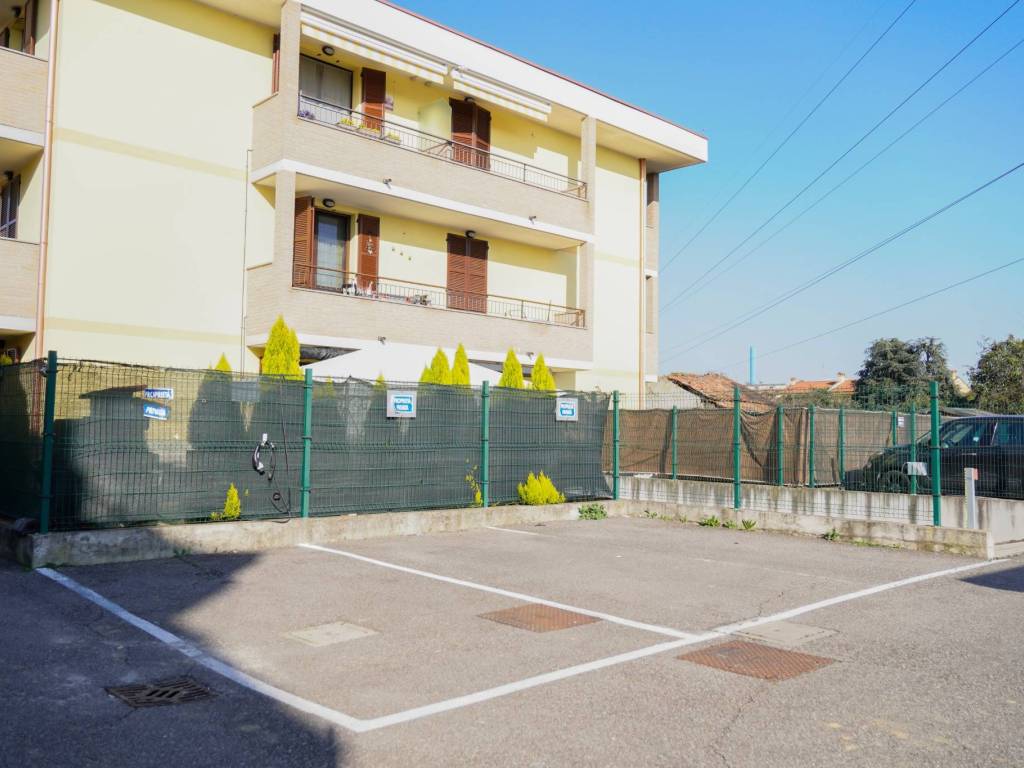 appartamento in vendita a Grezzago