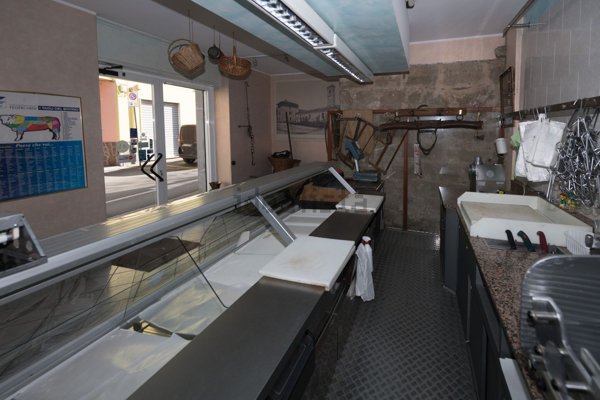 negozio in vendita a Grezzago