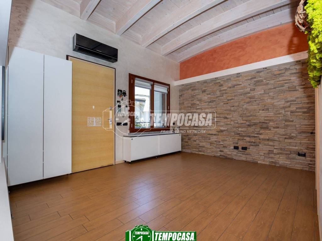 appartamento in vendita a Grezzago