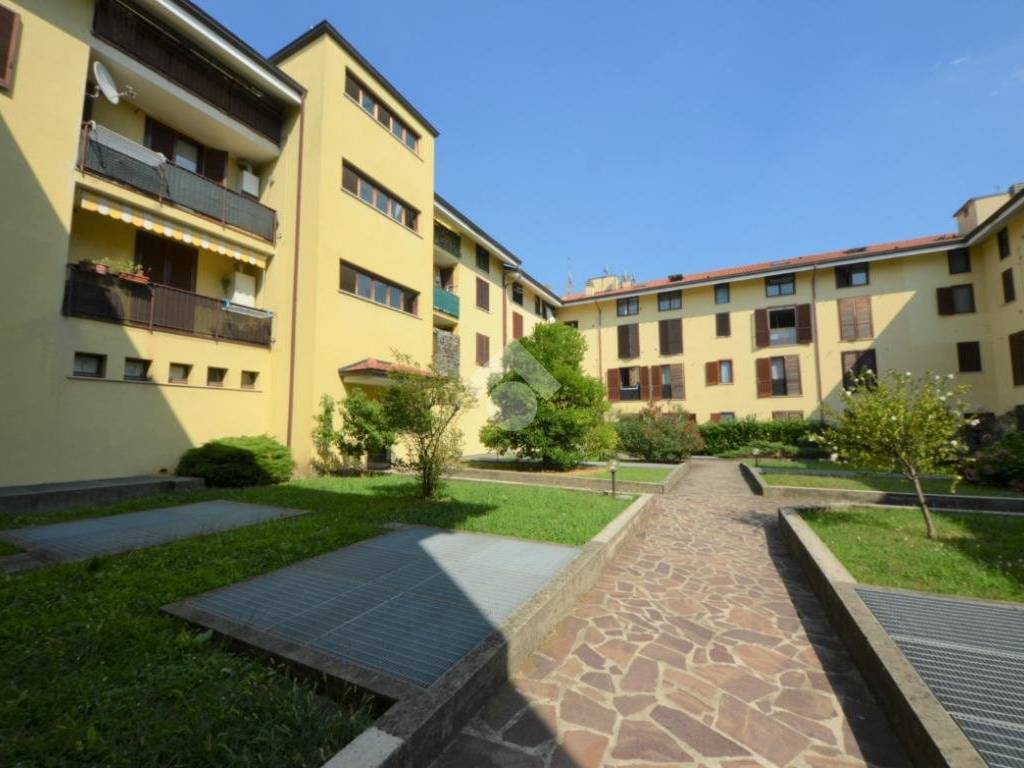 appartamento in vendita a Grezzago